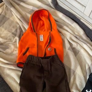 Carhartt infant 9 months. Pants and vest